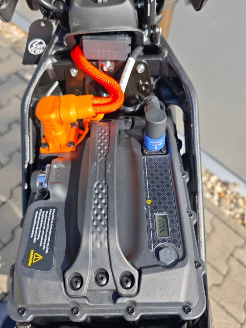 Sur - Ron Ultra Bee R – Obrázok 14